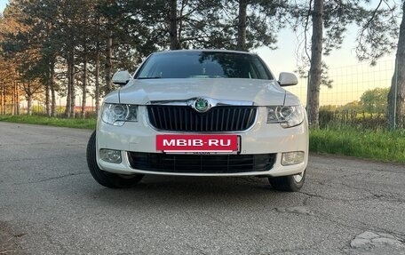 Skoda Superb III рестайлинг, 2012 год, 1 150 000 рублей, 2 фотография