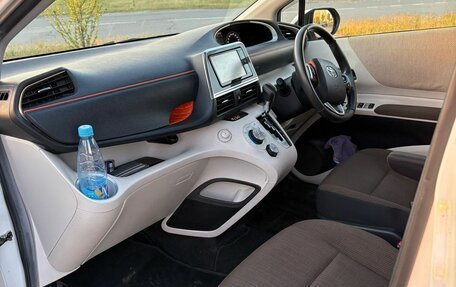 Toyota Sienta II, 2016 год, 1 500 000 рублей, 13 фотография