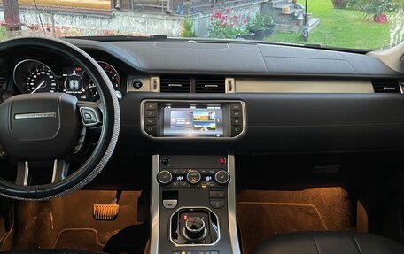 Land Rover Range Rover Evoque I, 2017 год, 2 600 000 рублей, 8 фотография