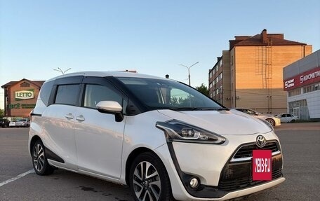 Toyota Sienta II, 2016 год, 1 500 000 рублей, 2 фотография