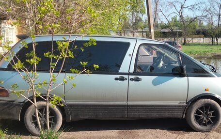 Toyota Previa II, 1993 год, 400 000 рублей, 2 фотография