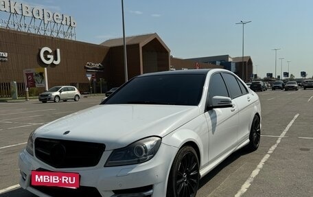 Mercedes-Benz C-Класс, 2013 год, 1 400 000 рублей, 3 фотография