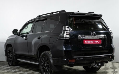 Toyota Land Cruiser Prado 150 рестайлинг 2, 2018 год, 4 699 000 рублей, 7 фотография