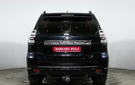 Toyota Land Cruiser Prado 150 рестайлинг 2, 2018 год, 4 699 000 рублей, 6 фотография