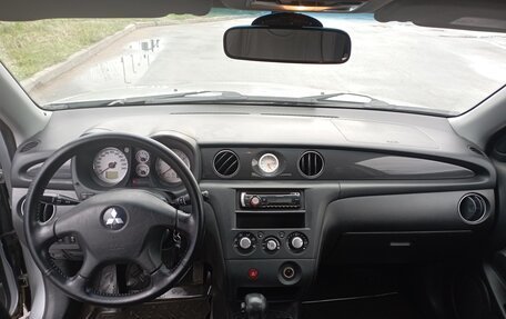 Mitsubishi Outlander III рестайлинг 3, 2007 год, 475 000 рублей, 14 фотография