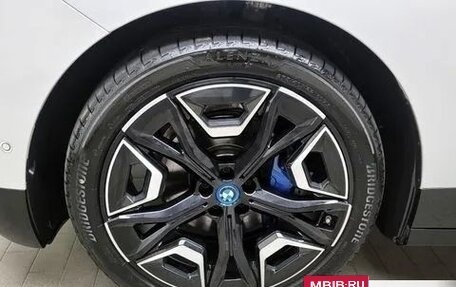 BMW iX, 2022 год, 8 000 000 рублей, 5 фотография