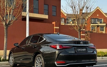 Lexus ES VII, 2022 год, 3 250 000 рублей, 13 фотография