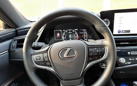 Lexus ES VII, 2022 год, 3 250 000 рублей, 16 фотография