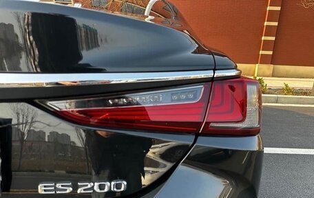 Lexus ES VII, 2022 год, 3 250 000 рублей, 14 фотография