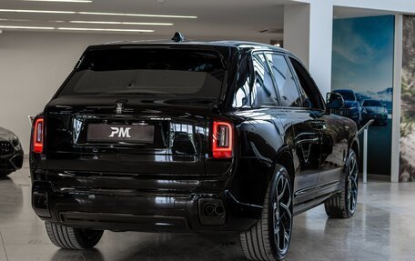 Rolls-Royce Cullinan, 2025 год, 86 000 000 рублей, 7 фотография