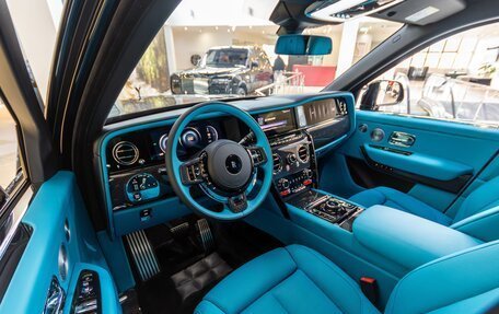 Rolls-Royce Cullinan, 2025 год, 86 000 000 рублей, 23 фотография