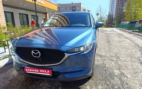 Mazda CX-5 II, 2020 год, 2 400 000 рублей, 2 фотография