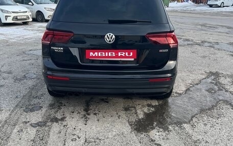 Volkswagen Tiguan II, 2020 год, 2 840 000 рублей, 5 фотография