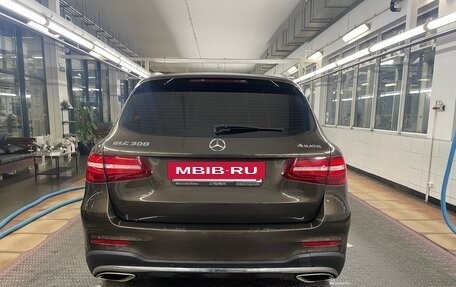 Mercedes-Benz GLC, 2015 год, 3 000 000 рублей, 6 фотография