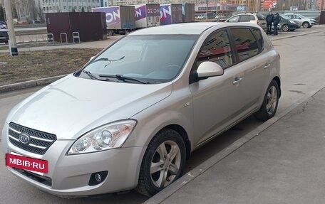 KIA cee'd I рестайлинг, 2009 год, 649 000 рублей, 6 фотография