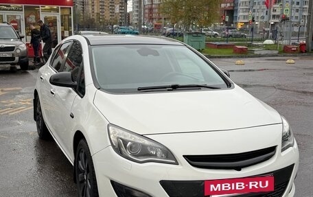 Opel Astra J, 2013 год, 950 000 рублей, 2 фотография