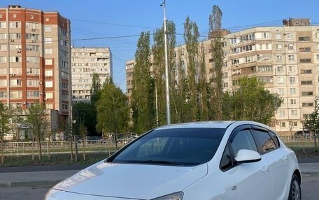 Opel Astra J, 2012 год, 532 000 рублей, 1 фотография