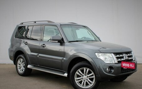Mitsubishi Pajero IV, 2013 год, 2 232 000 рублей, 3 фотография