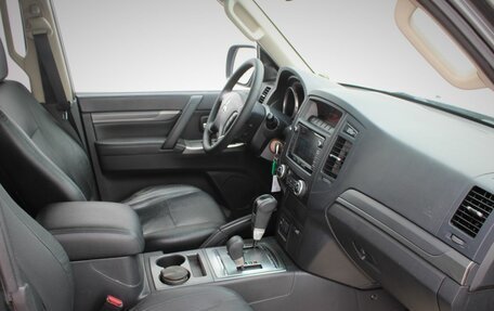 Mitsubishi Pajero IV, 2013 год, 2 232 000 рублей, 12 фотография