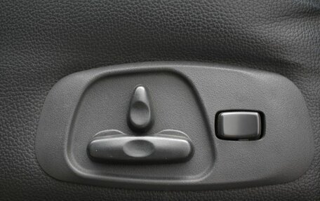 Mitsubishi Pajero IV, 2013 год, 2 232 000 рублей, 15 фотография