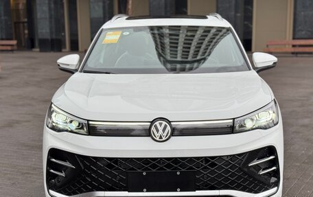 Volkswagen Tiguan, 2025 год, 4 400 000 рублей, 2 фотография