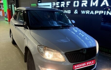 Skoda Fabia II, 2011 год, 695 000 рублей, 3 фотография