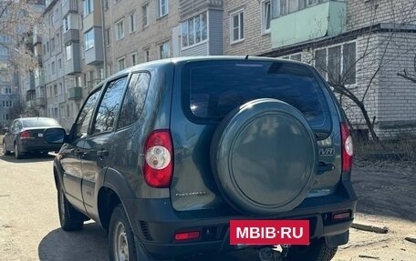 Chevrolet Niva I рестайлинг, 2012 год, 490 000 рублей, 3 фотография