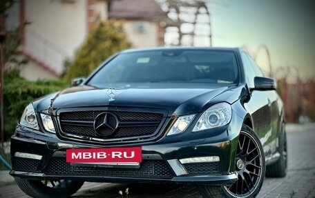 Mercedes-Benz E-Класс, 2012 год, 1 800 000 рублей, 3 фотография