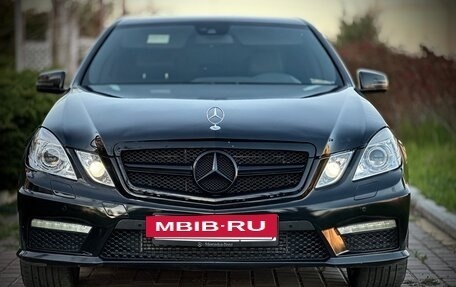Mercedes-Benz E-Класс, 2012 год, 1 800 000 рублей, 2 фотография