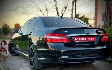 Mercedes-Benz E-Класс, 2012 год, 1 800 000 рублей, 21 фотография