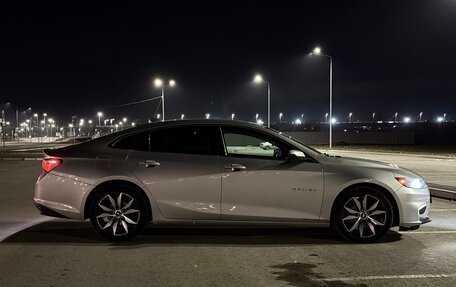 Chevrolet Malibu IX, 2017 год, 1 800 000 рублей, 4 фотография