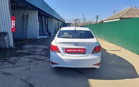 Hyundai Solaris II рестайлинг, 2014 год, 690 000 рублей, 2 фотография