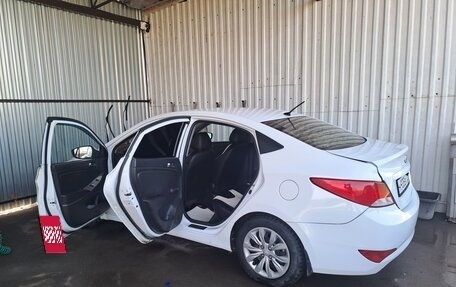Hyundai Solaris II рестайлинг, 2014 год, 690 000 рублей, 7 фотография