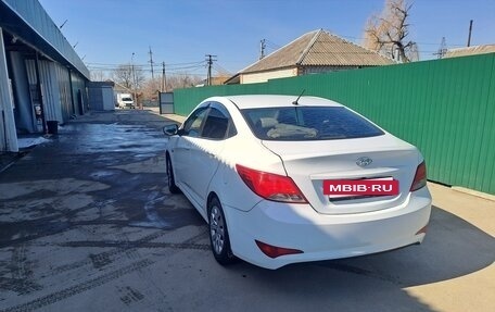 Hyundai Solaris II рестайлинг, 2014 год, 690 000 рублей, 3 фотография