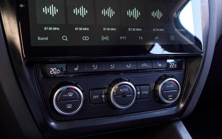 Volkswagen Jetta VI, 2013 год, 998 000 рублей, 13 фотография