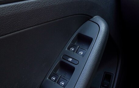Volkswagen Jetta VI, 2013 год, 998 000 рублей, 16 фотография