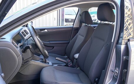 Volkswagen Jetta VI, 2013 год, 998 000 рублей, 10 фотография