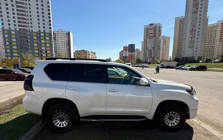 Toyota Land Cruiser Prado 150 рестайлинг 2, 2018 год, 5 100 000 рублей, 7 фотография