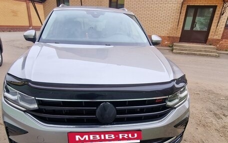 Volkswagen Tiguan II, 2021 год, 3 850 000 рублей, 4 фотография