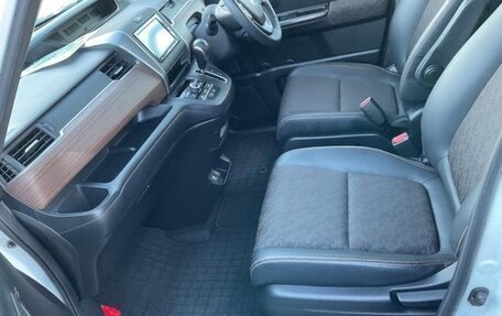 Honda Freed II, 2021 год, 1 330 000 рублей, 14 фотография