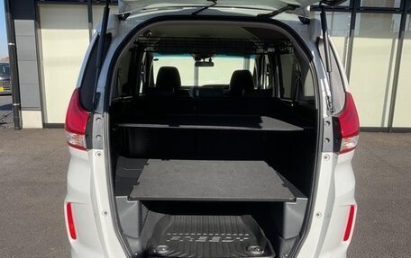 Honda Freed II, 2021 год, 1 330 000 рублей, 18 фотография