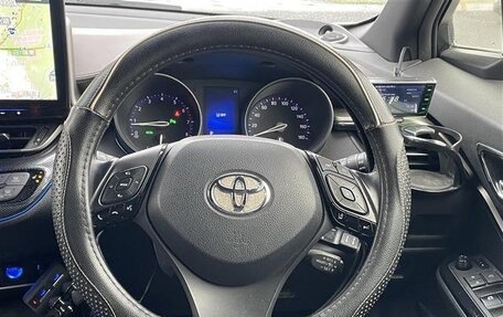 Toyota C-HR I рестайлинг, 2019 год, 1 310 000 рублей, 10 фотография