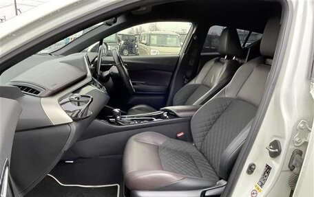 Toyota C-HR I рестайлинг, 2019 год, 1 310 000 рублей, 24 фотография
