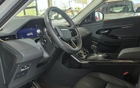 Land Rover Range Rover Evoque II, 2022 год, 3 215 000 рублей, 11 фотография