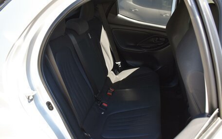 Toyota Yaris, 2020 год, 1 410 000 рублей, 9 фотография