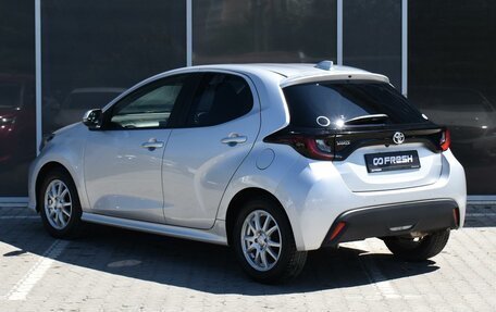 Toyota Yaris, 2020 год, 1 410 000 рублей, 2 фотография
