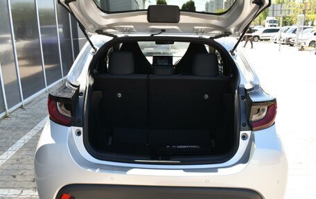 Toyota Yaris, 2020 год, 1 410 000 рублей, 17 фотография