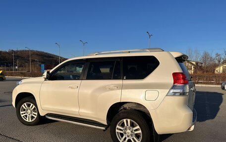 Toyota Land Cruiser Prado 150 рестайлинг 2, 2011 год, 3 400 000 рублей, 9 фотография