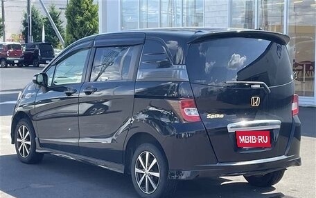 Honda Freed I, 2014 год, 805 000 рублей, 5 фотография