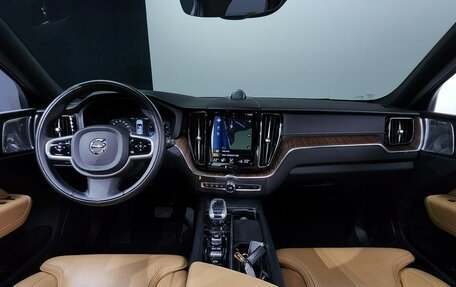 Volvo XC60 II, 2021 год, 3 330 022 рублей, 5 фотография